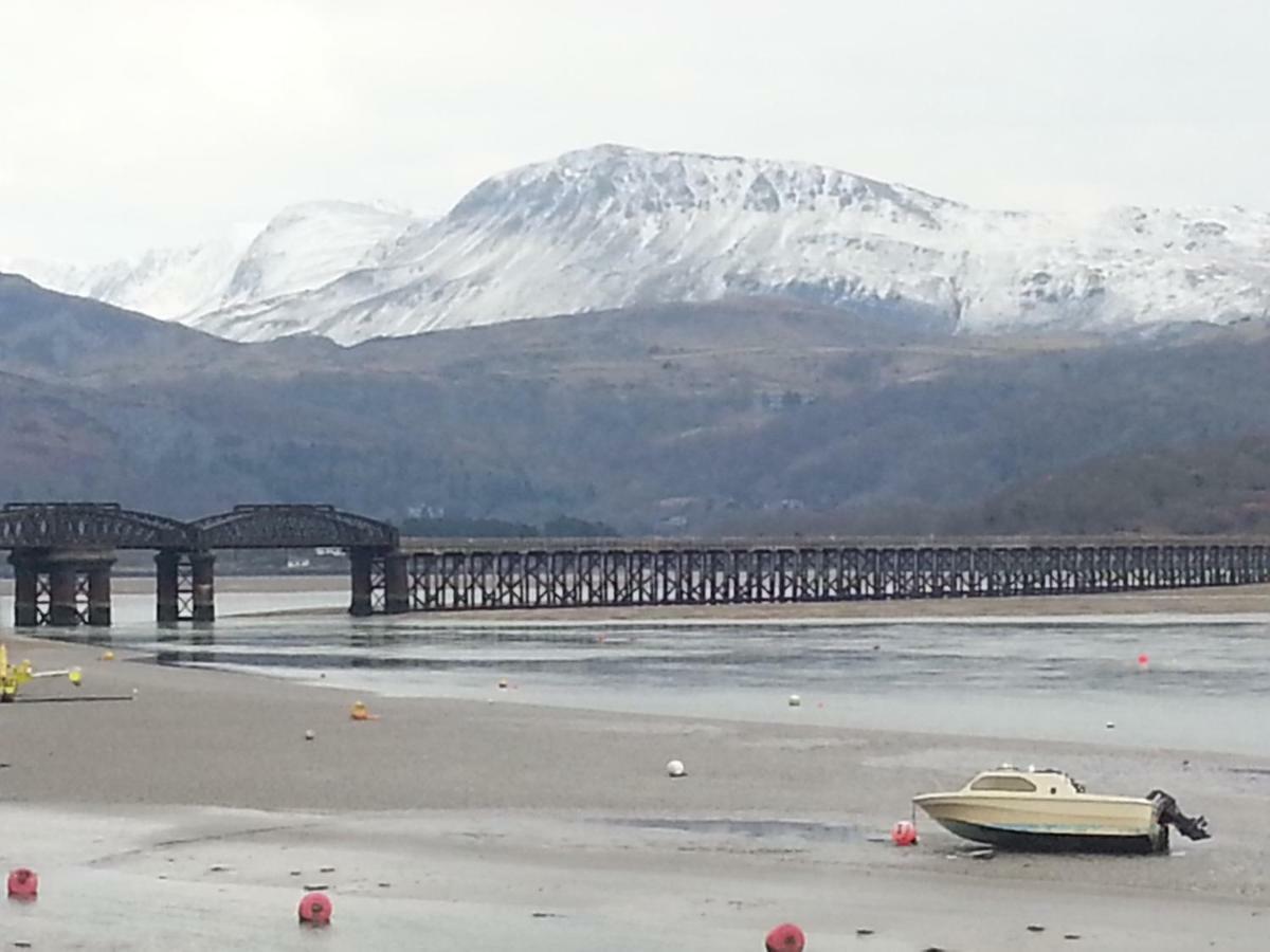 Snowdonia Mawddach Escape Villa Dolgellau Buitenkant foto